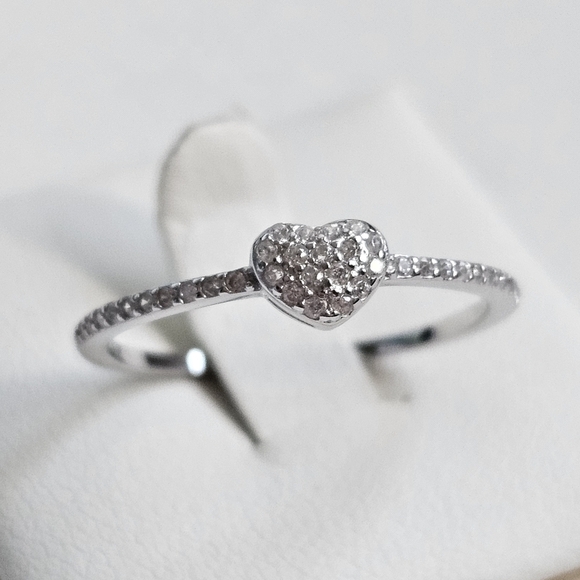 Jewelry - Heart Ring 925 sterling silver size 9